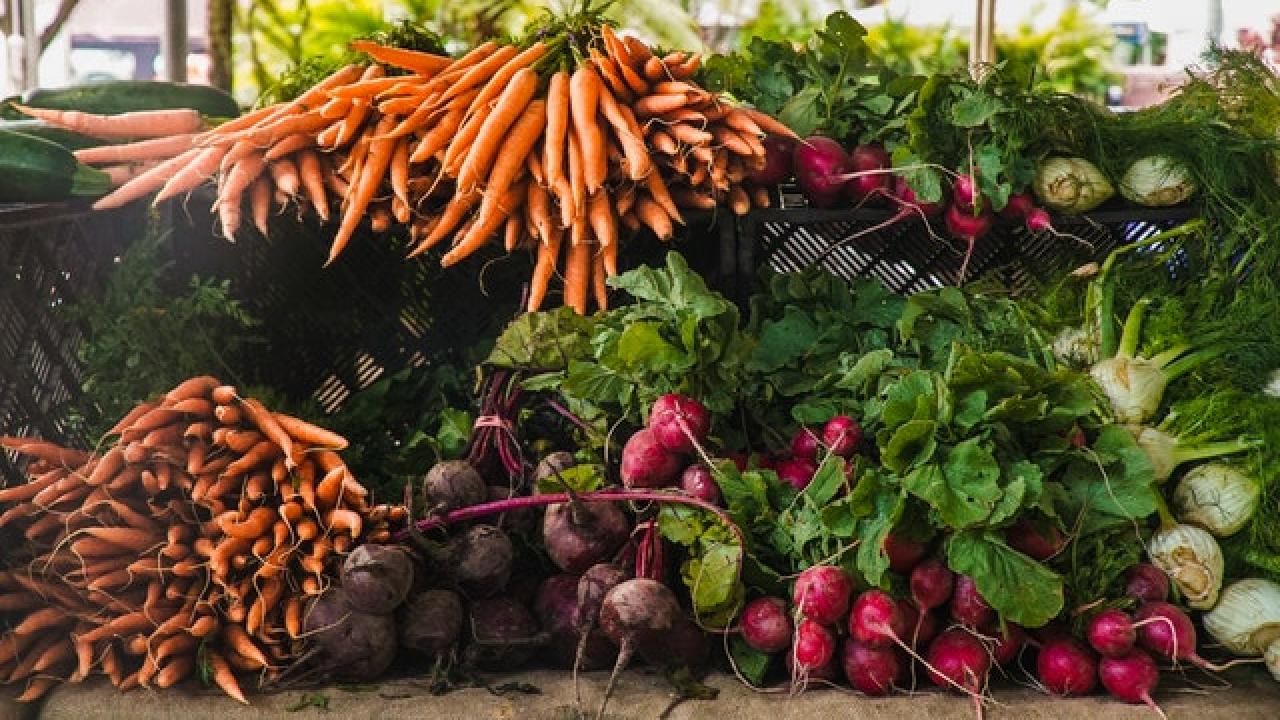 farmer's market